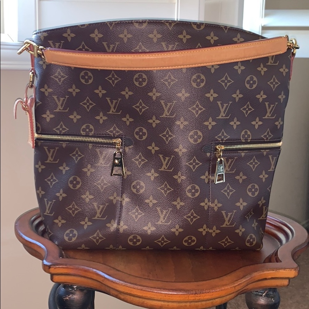 🆕 Louis Vuitton Melie Handbag